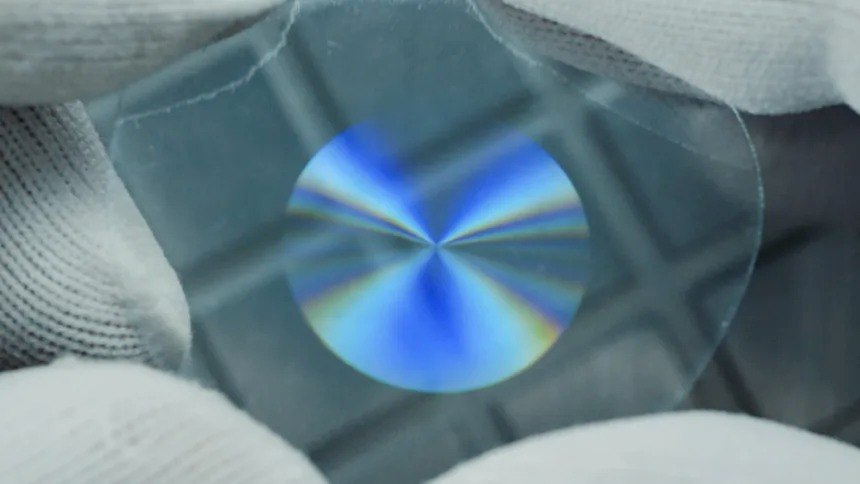 Ο φακός υγρών κρυστάλλων σε ενεργή κατάσταση (IXI)