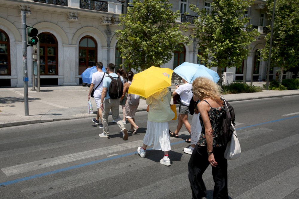 «ΣΟΚ: Το 2025 Κερδίζει Τίτλο Δεύτερου Θερμότερου Έτους στην Ιστορία της Ελλάδας! Ποιες είναι οι συνέπειες της αλarming ανόδου θερμοκρασίας;»