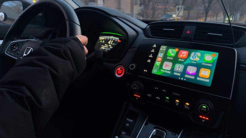 5 χαρακτηριστικά που θέλουν οι χρήστες του Apple CarPlay το 2026