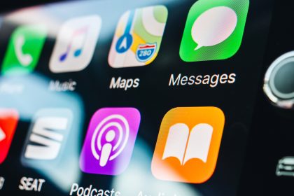 5 δημοφιλείς εφαρμογές που δεν λειτουργούν με το Apple CarPlay (αλλά θα έπρεπε)