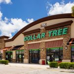 Το κομψό ξύλινο κλουβί του Dollar Tree κάνει την αποθήκευση καλωδίων απλή για μόλις 1,25 $