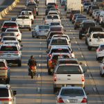 Η Κίνα καταστρέφει την οδήγηση με ένα πεντάλ (για καλό λόγο).