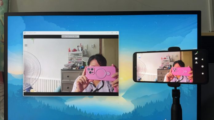 Αυτή η εφαρμογή που πρέπει να έχετε, μετατρέπει το παλιό σας τηλέφωνο σε μια κάμερα web DIY δωρεάν