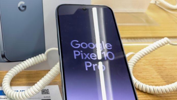 4 μεγάλα τηλέφωνα Android πιο ισχυρά από το Google Pixel 10 Pro