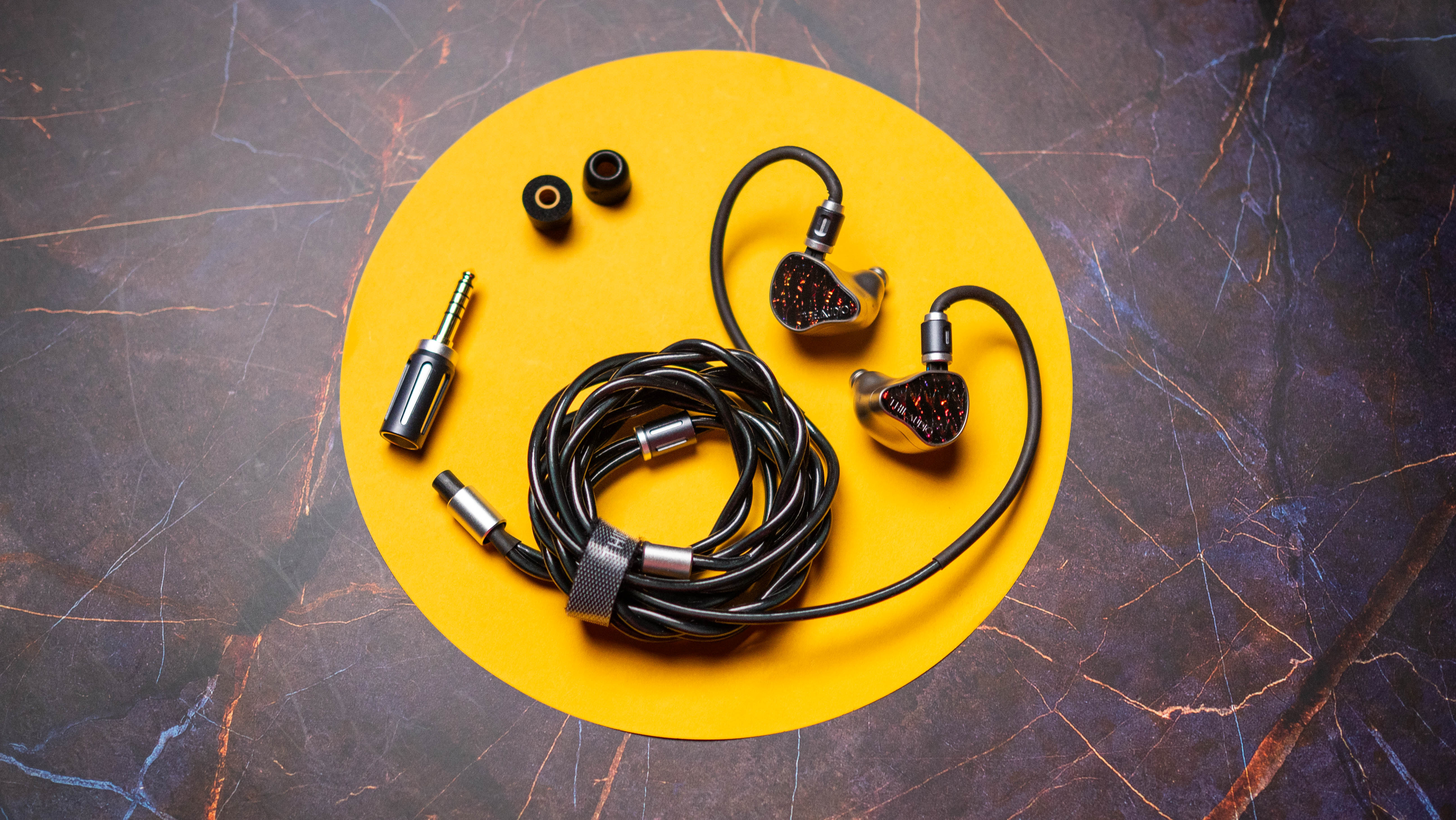 Ανασκόπηση Thieaudio Valhalla IEM στο Android Central