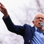 «Τεχνητή Νοημοσύνη: Ο Σάντερς και ο ΝτεΣάντις Προειδοποιούν για την Επικίνδυνη Έκρηξη των Κέντρων Δεδομένων!»