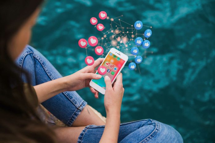 «Σοκ: Οι Κρυφές Παρενέργειες της Υπερέκθεσης στις Οθόνες Μάς Δεύτεροι Μετά τις 2 Ώρες!»