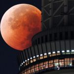 Μην το χάσετε! Το 2026 φέρνει μοναδικά αστρονομικά φαινόμενα: Η πρώτη ολική έκλειψη Ηλίου στην Ευρώπη εδώ και 27 χρόνια, φεγγάρι μπλε και εκπληκτικές εκλείψεις!