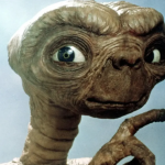 Εξωγήινοι Ήρθαν; Ανατρεπτική Έρευνα Αποκαλύπτει: Επικοινωνούν όπως οι Πυγολαμπίδες!