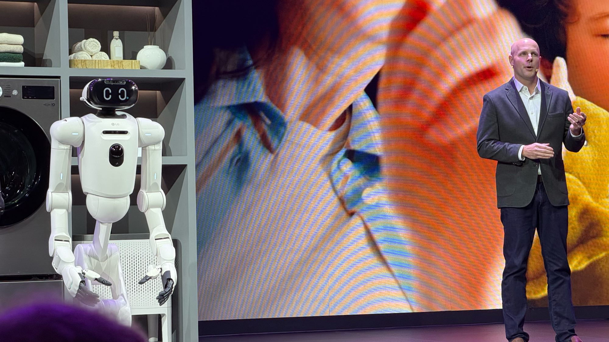 Ρομπότ LG CLOiD