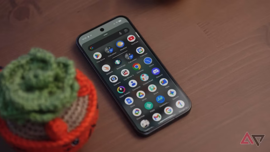 Αυτή η εφαρμογή φέρνει τη λειτουργία εξοικονόμησης ενέργειας των Χαρτών Google του Pixel 10 σε παλαιότερα Pixel