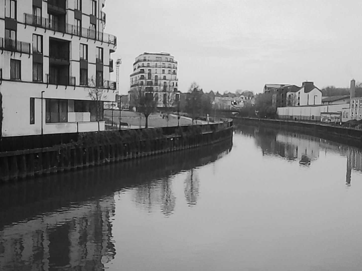 Μια φωτογραφία τραβηγμένη σε μια κάμερα με μπρελόκ της Kodak Charmera