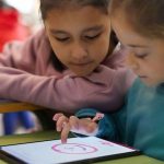 Vodafone και Save Children: Η Συμμαχία που Υπερασπίζεται την Ασφάλεια των Παιδιών στο Διαδίκτυο!