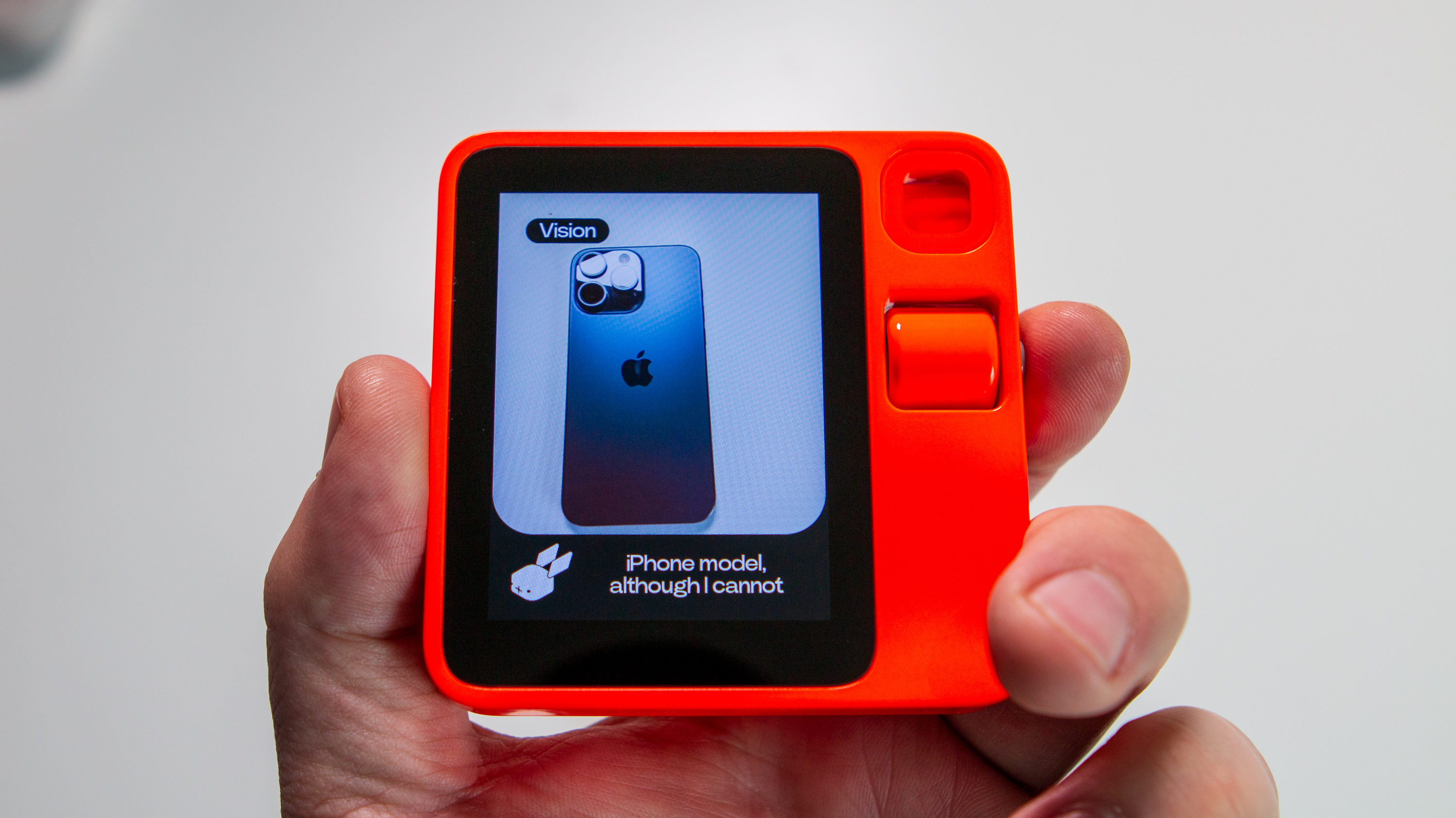 Λειτουργία όρασης στο Rabbit R1