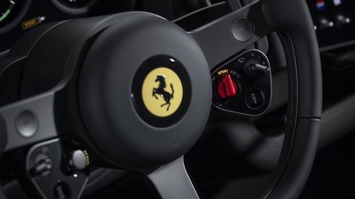 Ferrari: Ξεκινά το EV 640.000$ του Jony Ive Ferrari: Ξεκινά το EV 640.000$ του Jony Ive