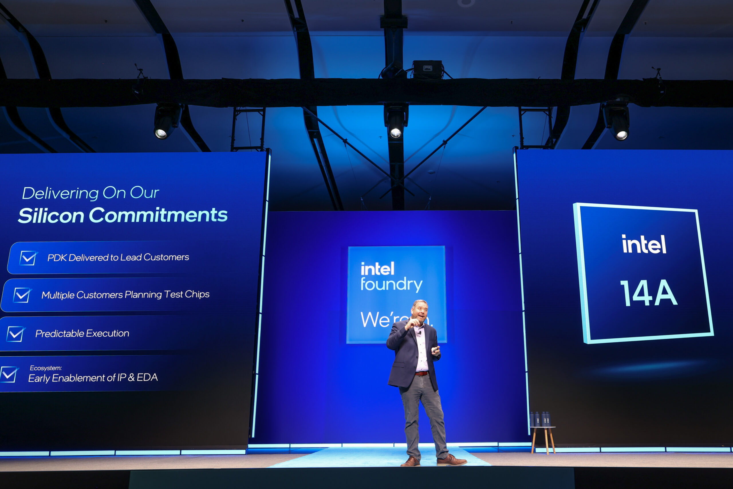 Intel 14A technology