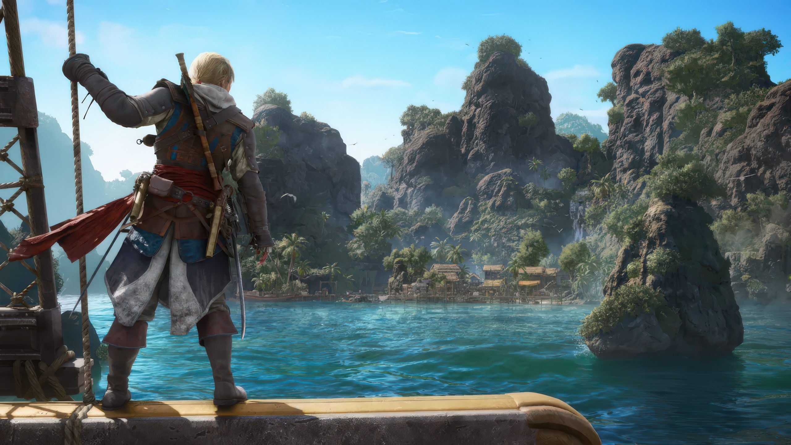 Ένας χαρακτήρας στο Assassin's Creed Black Flag στέκεται σε ένα πλοίο κοιτάζοντας ένα τροπικό νησί με καταπράσινη βλάστηση και βραχώδεις γκρεμούς.