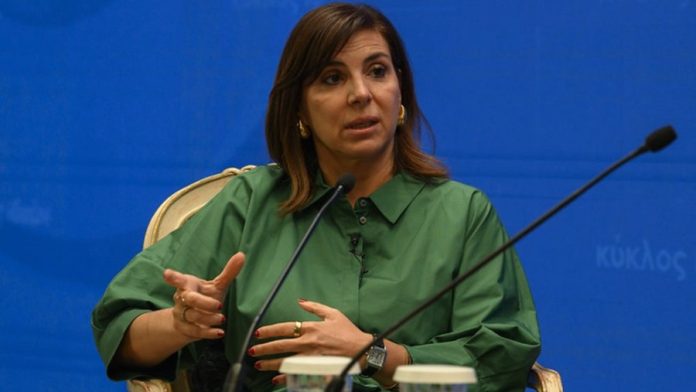 Μόνο το 9% των ελληνικών επιχειρήσεων αξιοποιεί AI καθημερινά Μόνο το 9% των ελληνικών επιχειρήσεων αξιοποιεί AI καθημερινά
