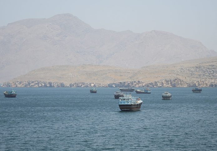 Ινδία: Νέα στρατηγική ενέργειας λόγω κρίσης στο Ορμούζ Ινδία: Νέα στρατηγική ενέργειας λόγω κρίσης στο Ορμούζ