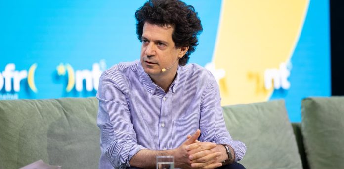 Δελτίο Τύπου - Κωνσταντίνος Δασκαλάκης: Η Τεχνητή Νοημοσύνη και οι κίνδυνοι της χρήσης της