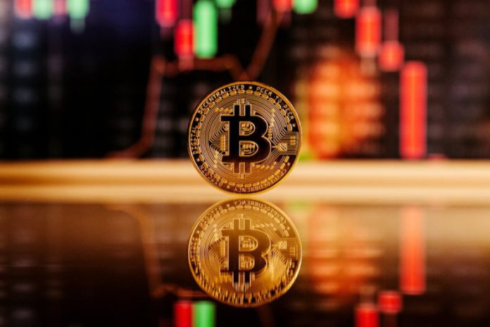 Bitcoin: Σταθερότητα κοντά στα $77.000 – Ρευστοποιήσεις & μακροοικονομία