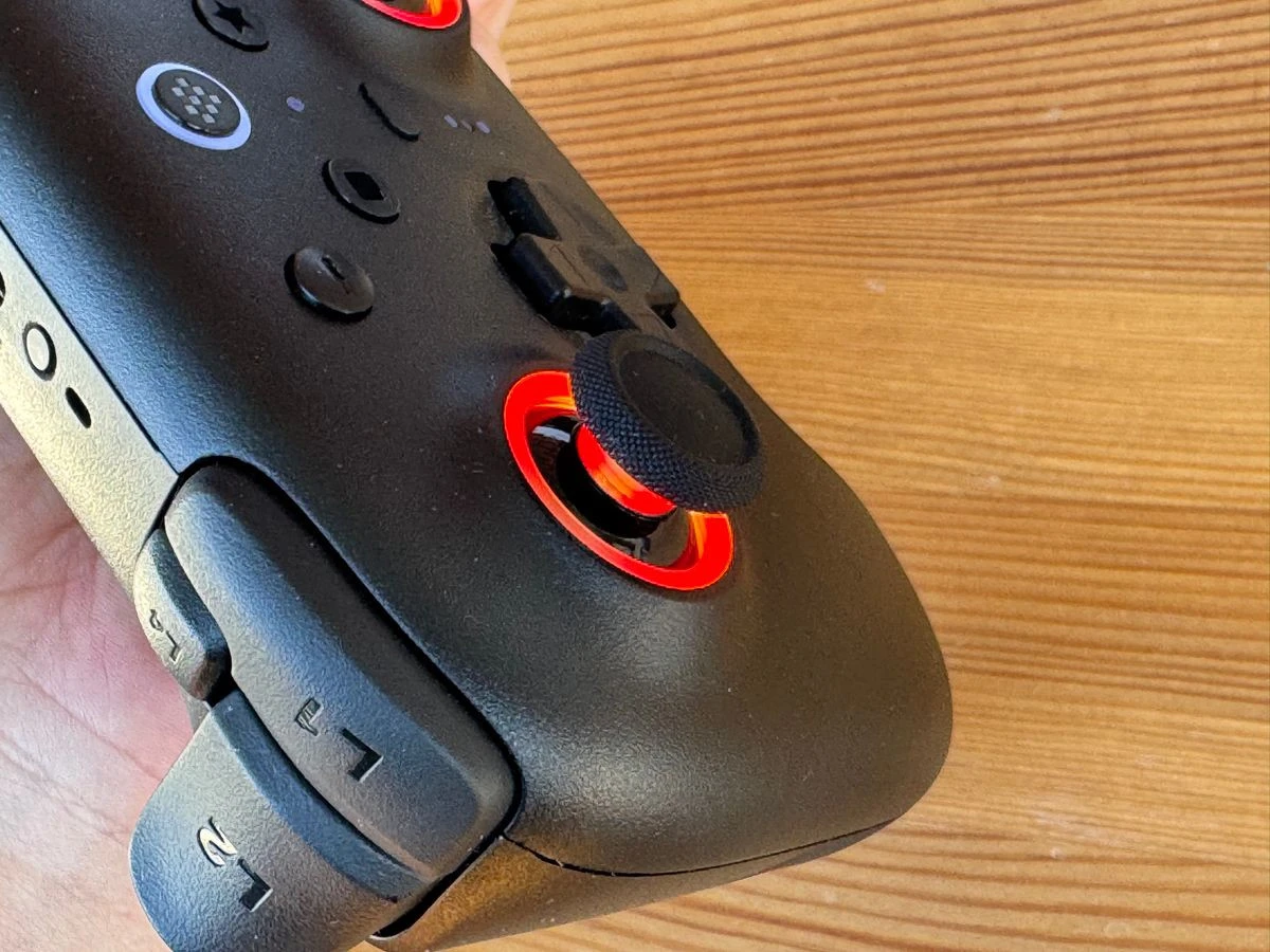 8bitdo-ultimate-2-techgear-review-2.jpg 8bitdo-ultimate-2-techgear-review-2.jpg