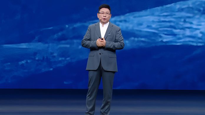 Η Huawei ρυθμίζει τις τιμές για την αύξηση κόστους εξαρτημάτων Η Huawei ρυθμίζει τις τιμές για την αύξηση κόστους εξαρτημάτων