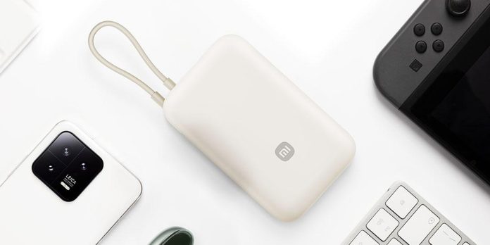 Power Bank Xiaomi 10000mAh: Ενσωματωμένο καλώδιο & γρήγορη φόρτιση Power Bank Xiaomi 10000mAh: Ενσωματωμένο καλώδιο & γρήγορη φόρτιση