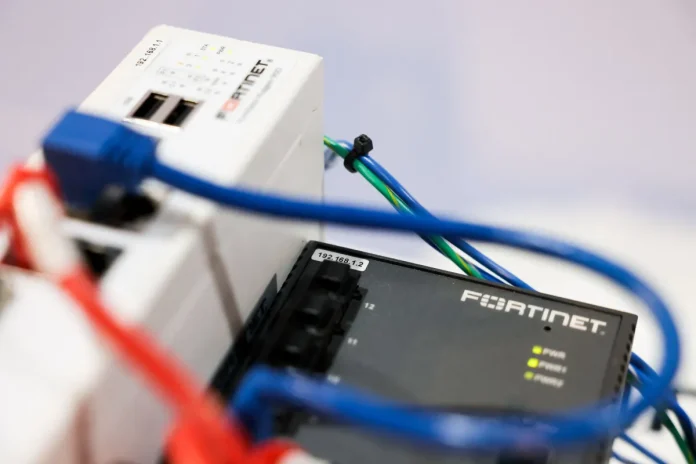 «Χάκερς παραβίασαν τείχη προστασίας Fortinet παγκοσμίως»