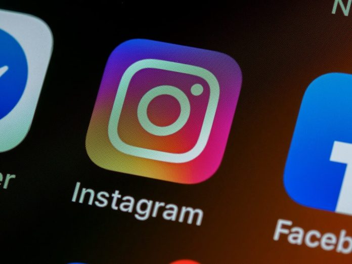 «Το Instagram εισάγει ειδικούς λεζάντες για κάθε διαφάνεια καρουζέλ» «Το Instagram εισάγει ειδικούς λεζάντες για κάθε διαφάνεια καρουζέλ»