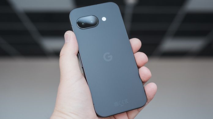 Γιατί η σειρά Pixel ‘A’ της Google είναι οικονομικότερη; Γιατί η σειρά Pixel 'A' της Google είναι οικονομικότερη;