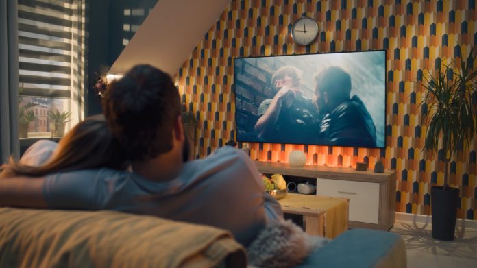 “Soundbars vs. Συστήματα Surround: Ποιο είναι καλύτερο;”. "Soundbars vs. Συστήματα Surround: Ποιο είναι καλύτερο;".