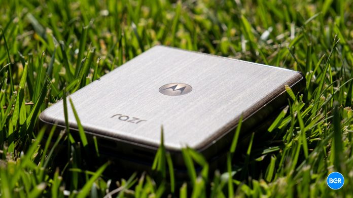 Motorola Razr Ultra (2026): Η Κορυφή στα Flip Phones Motorola Razr Ultra (2026): Η Κορυφή στα Flip Phones