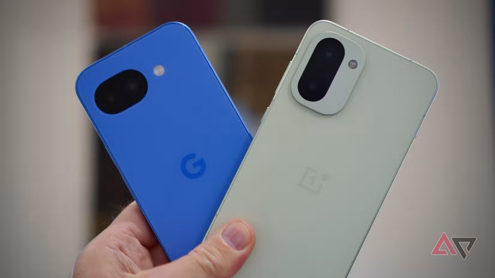 Google Pixel 10a και OnePlus 15R