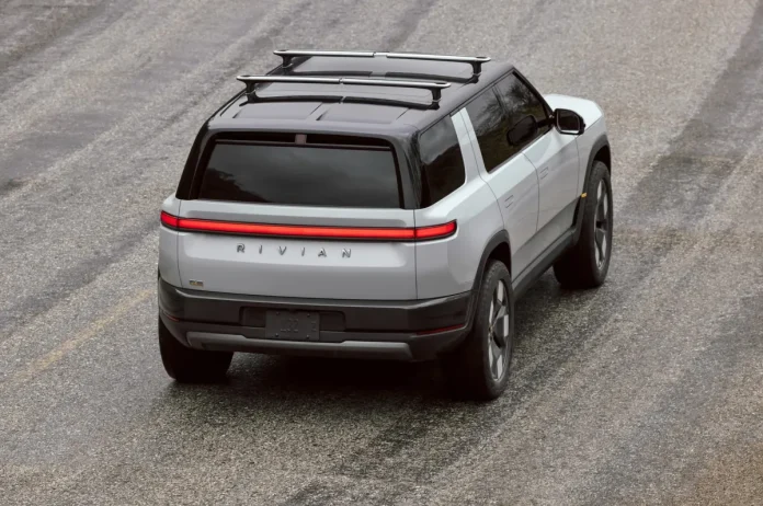 Rivian: Απολύσεις εκατοντάδων μετά τις παραδόσεις R2 Rivian: Απολύσεις εκατοντάδων μετά τις παραδόσεις R2