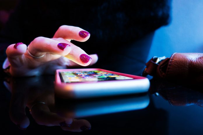 Vivo και Oppo αντιστέκονται στην αύξηση τιμής DRAM της Samsung Vivo και Oppo αντιστέκονται στην αύξηση τιμής DRAM της Samsung