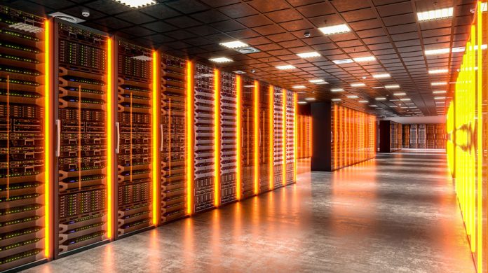 Ενώ η Ιρλανδία μπλοκάρει τα data centers, η Ελλάδα ανοίγει την πόρτα διάπλατα — αξίζει το ρίσκο; Data center