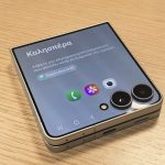 Samsung Galaxy Z Flip 8: Πρώτες Εντυπώσεις & Μοναδικό Design!
