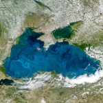 Η NASA αποκαλύπτει την εκπληκτική ετήσια αλλαγή χρώματος της Μαύρης Θάλασσας