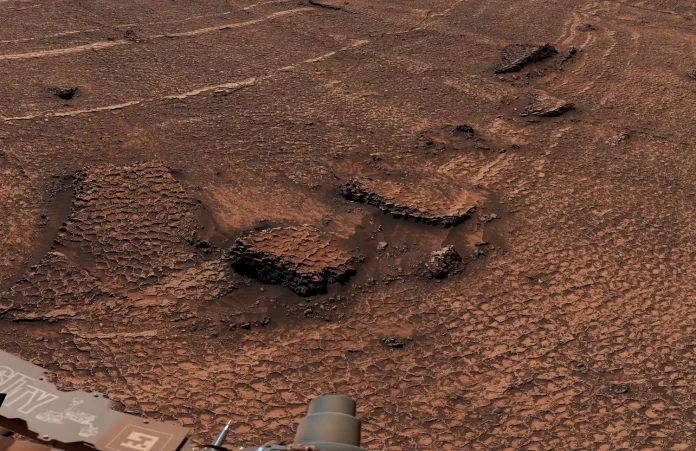 Curiosity: Ανακάλυψε εξαγωνικούς σχηματισμούς στον Άρη Curiosity: Ανακάλυψε εξαγωνικούς σχηματισμούς στον Άρη