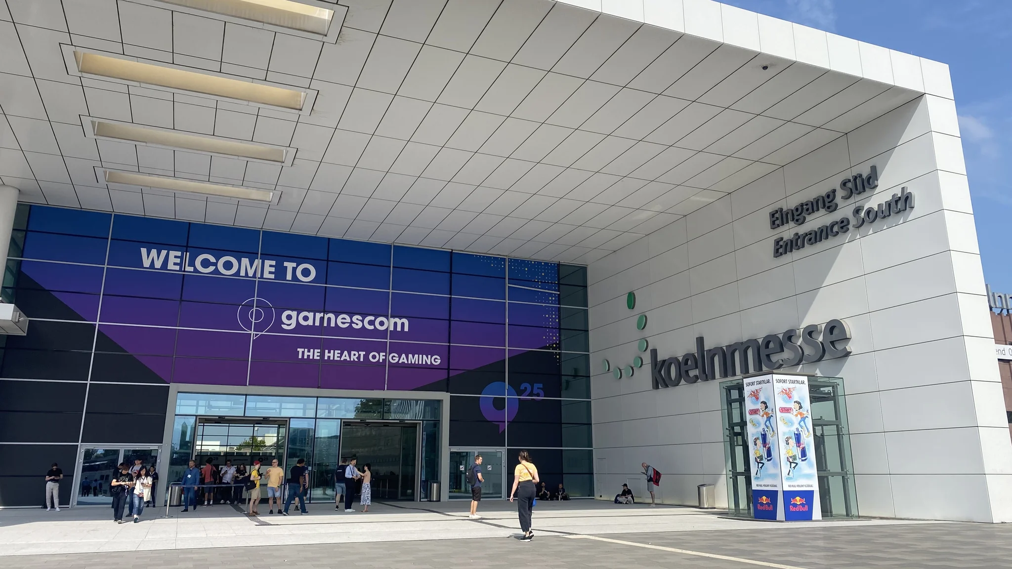 Gamescom 2025 έμπροσθεν είσοδος Koelnmesse