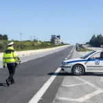 Ξαναγράψε τον τίτλο στα ελληνικά με διαφορετικά λόγια παράλληλα όμως να είναι και seo optimized τίτλος για άρθρο και max έως 60 χαρακτήρες (μην γράφεις σε παρένθεση πόσοι χαρακτήρες είναι ο τίτλος και να μην περιέχει html tags o τίτλος): Το μεγάλο λάθος με το Gov.gr Wallet αν σε σταματήσει η τροχαία