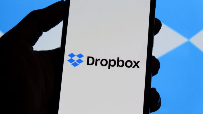5 άγνωστες υπηρεσίες Cloud Storage που αξίζει να δοκιμάσετε αντί του Dropbox 5 άγνωστες υπηρεσίες Cloud Storage που αξίζει να δοκιμάσετε αντί του Dropbox