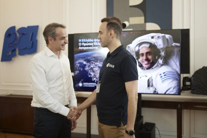 Αποστολή Έλληνα αστροναύτη στον ISS: Συνάντηση στο Μαξίμου Αποστολή Έλληνα αστροναύτη στον ISS: Συνάντηση στο Μαξίμου