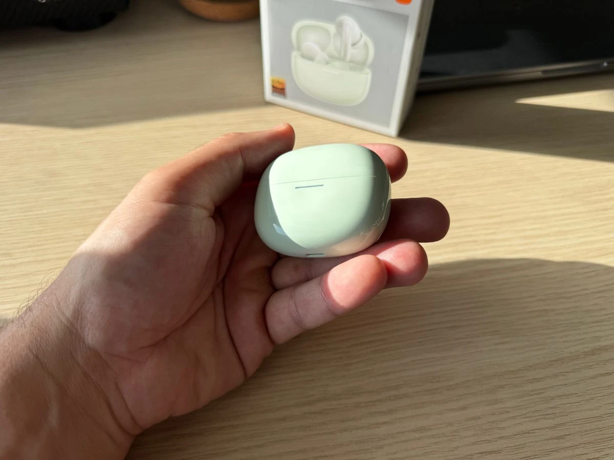 redmi-buds-8-techgear-review-1.jpg redmi-buds-8-techgear-review-1.jpg