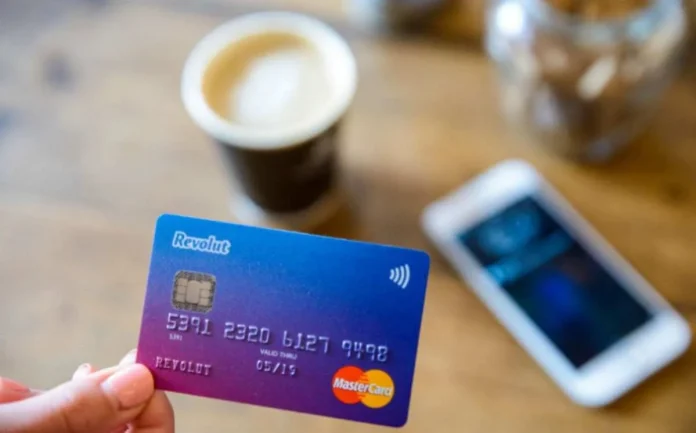 Revolut: Έρχεται ελληνικό ΙΒΑΝ για όλους τους χρήστες Revolut: Έρχεται ελληνικό ΙΒΑΝ για όλους τους χρήστες