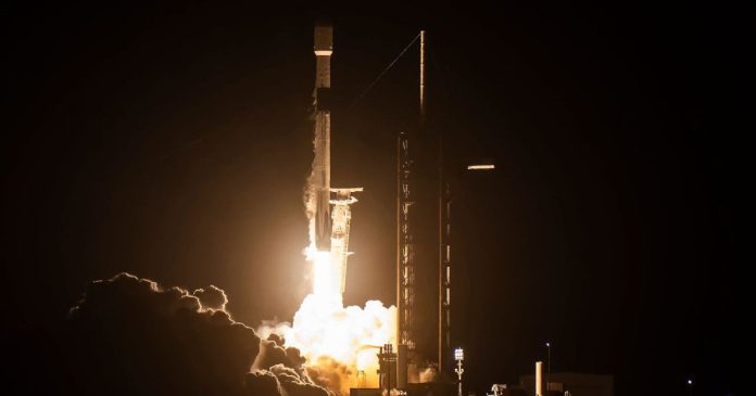 Πυραυλικός Σταθμός SpaceX θα προσκρούσει στη Σελήνη τον Αύγουστο Πυραυλικός Σταθμός SpaceX θα προσκρούσει στη Σελήνη τον Αύγουστο