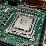 Η Intel βάζει €5 δισ. στην Ιρλανδία: Τι σημαίνει αυτό για τα chips που θα τρέχουν την AI του 2027