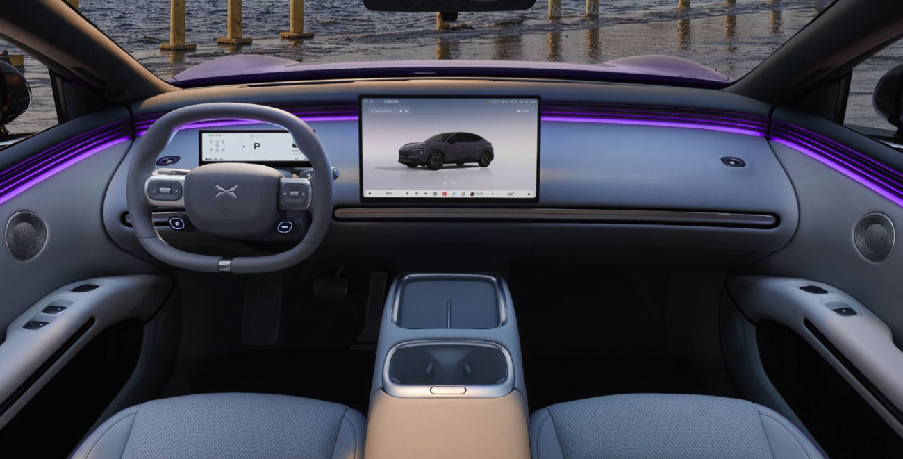 XPENG L03 interior με σύστημα πλοήγησης