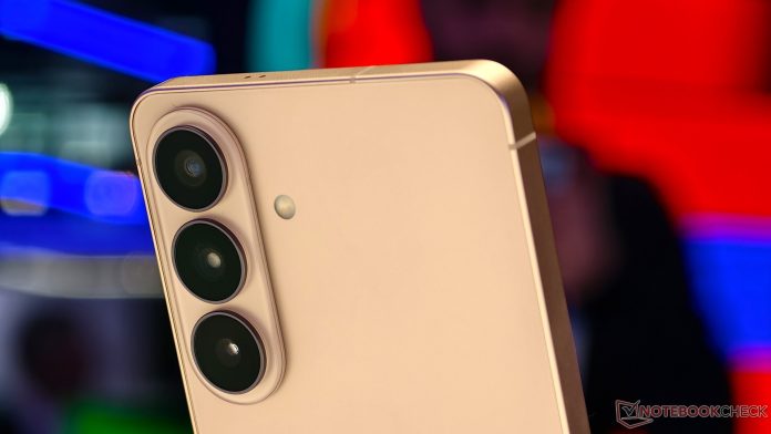 Galaxy S27 Ultra: Επιβεβαίωση για τριπλή κάμερα και νέα δεδομένα Galaxy S27 Ultra: Επιβεβαίωση για τριπλή κάμερα και νέα δεδομένα